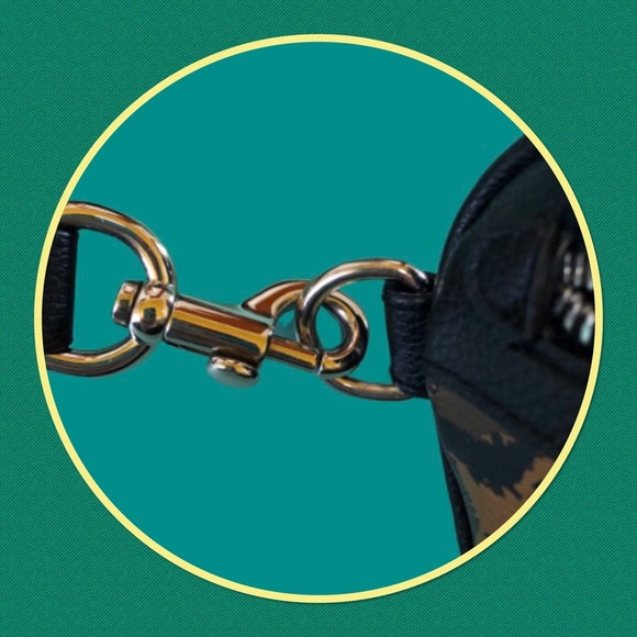 Time and Tru Leopard Fanny Pack - Picture 4 of 6